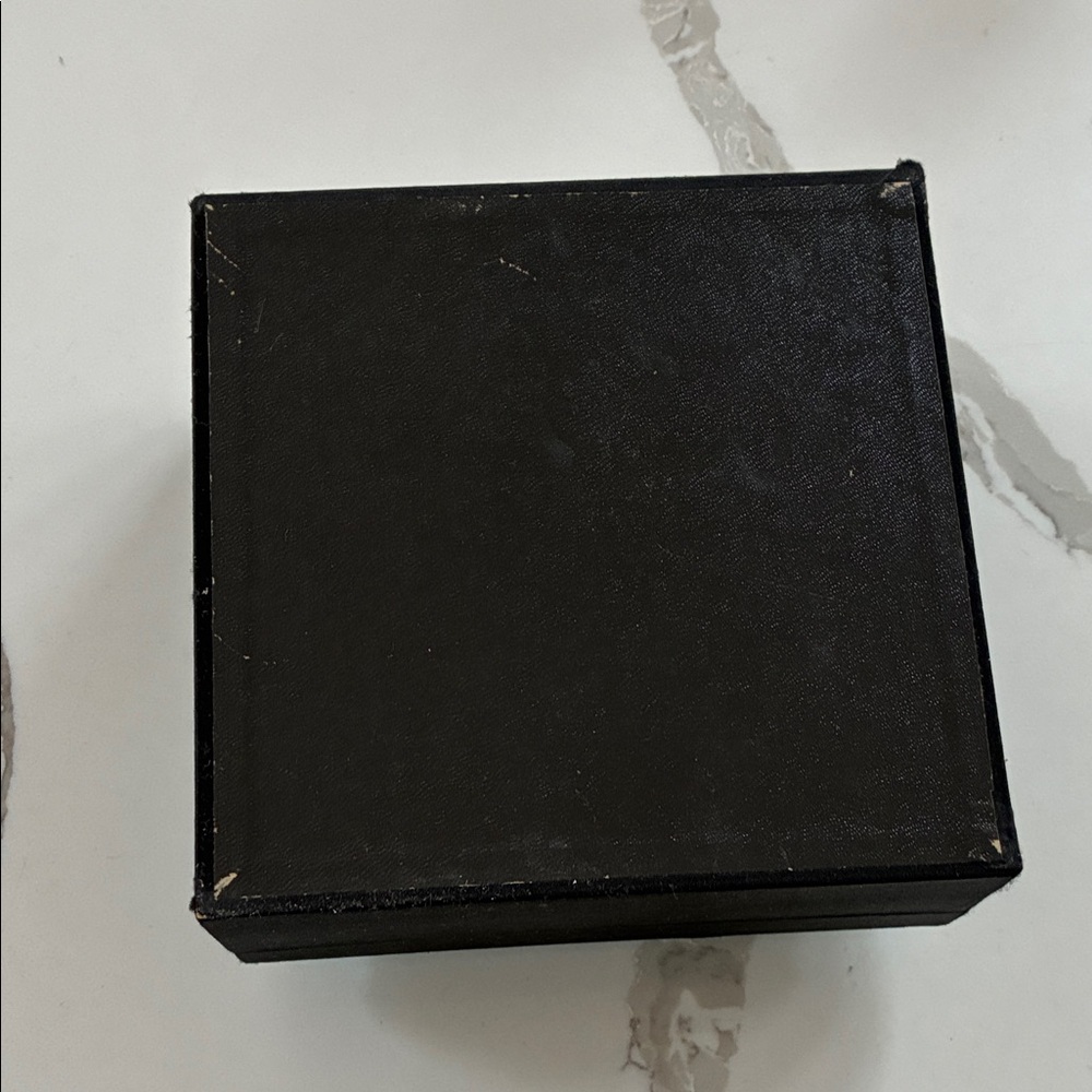 Elegant Blue Decorative Box - Picture 3 of 4